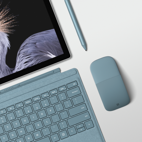 Surface Proアクセサリーに新色aqua アクア 登場 そのデザイン理念とは Tech Life Hub